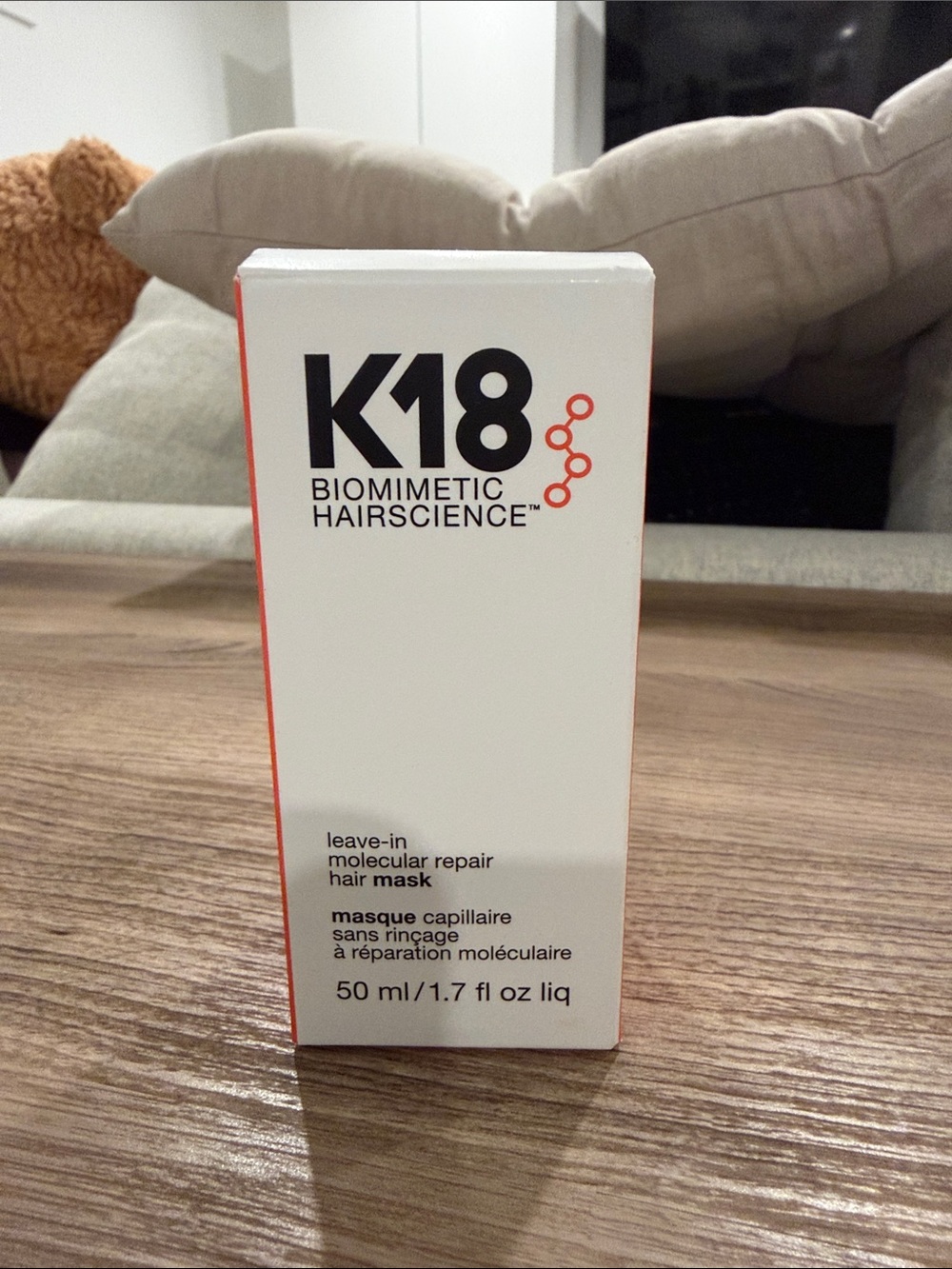 K18 Biomimetic Hairscience Leave-In Molecular Repair Hair Mask – White